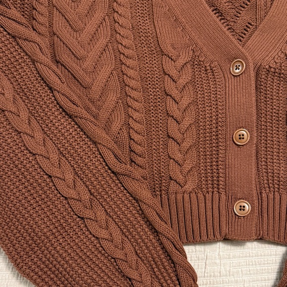 Sunday Best Cooper Cardigan - Cable Knit Cropped - Picture 2 of 7